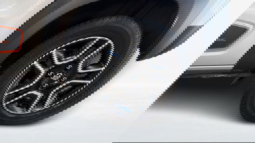 Dacia Spring usata a Catania (17)