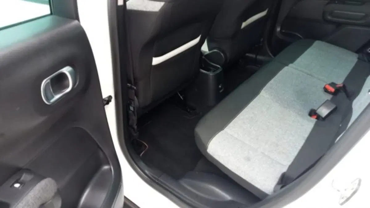 Citroen C3 Aircross usata a Macerata (9)