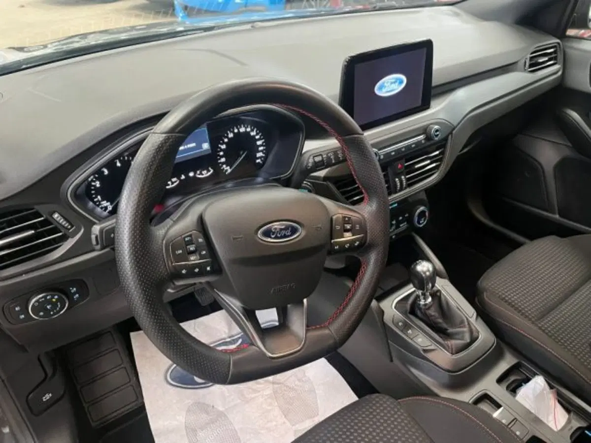 Ford Focus usata a Lodi (8)