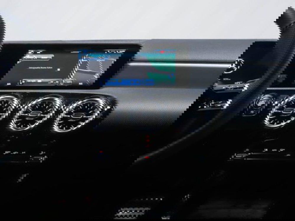 Mercedes-Benz Classe A Sedan usata a Novara (7)