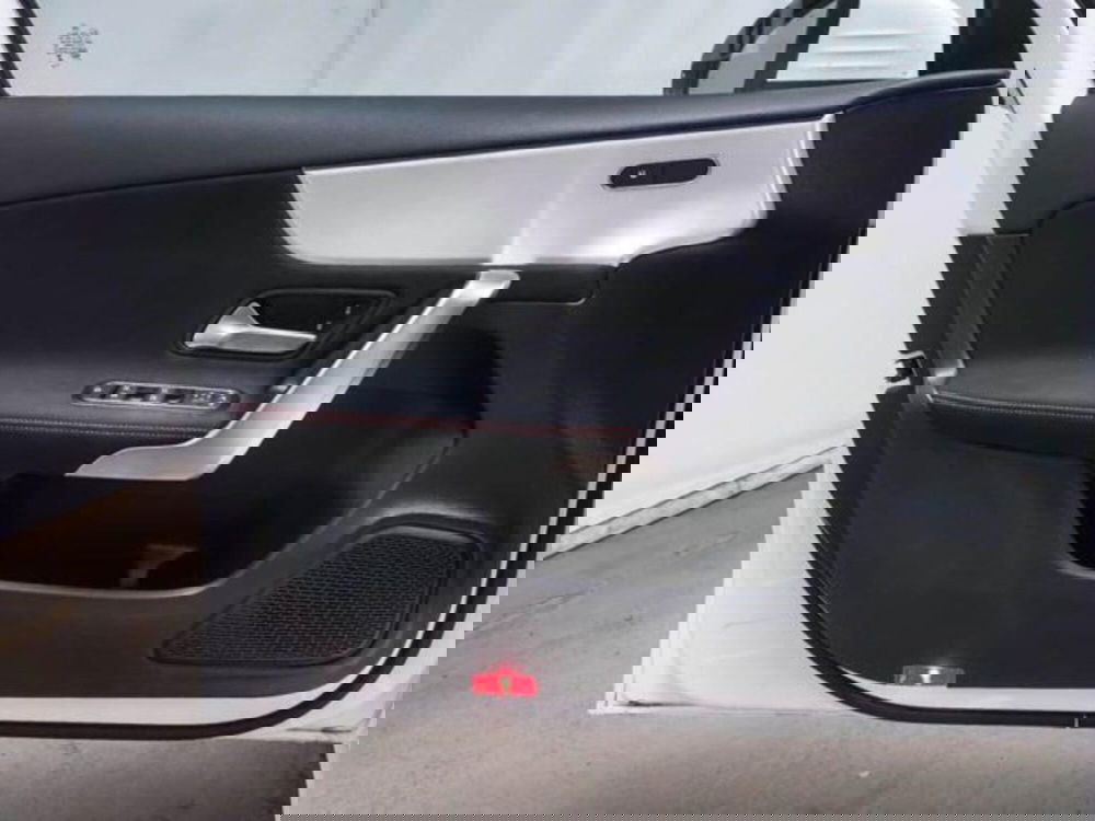 Mercedes-Benz Classe A Sedan usata a Novara (8)