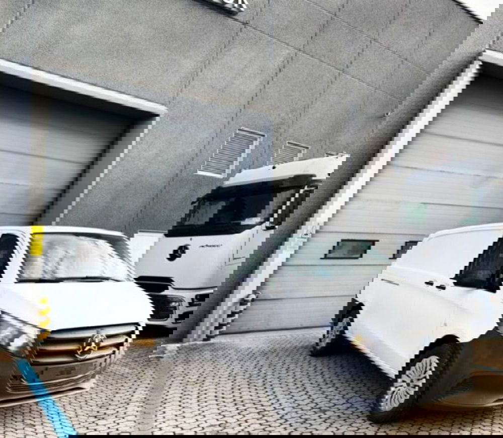 Mercedes-Benz Vito nuova a Bergamo (4)