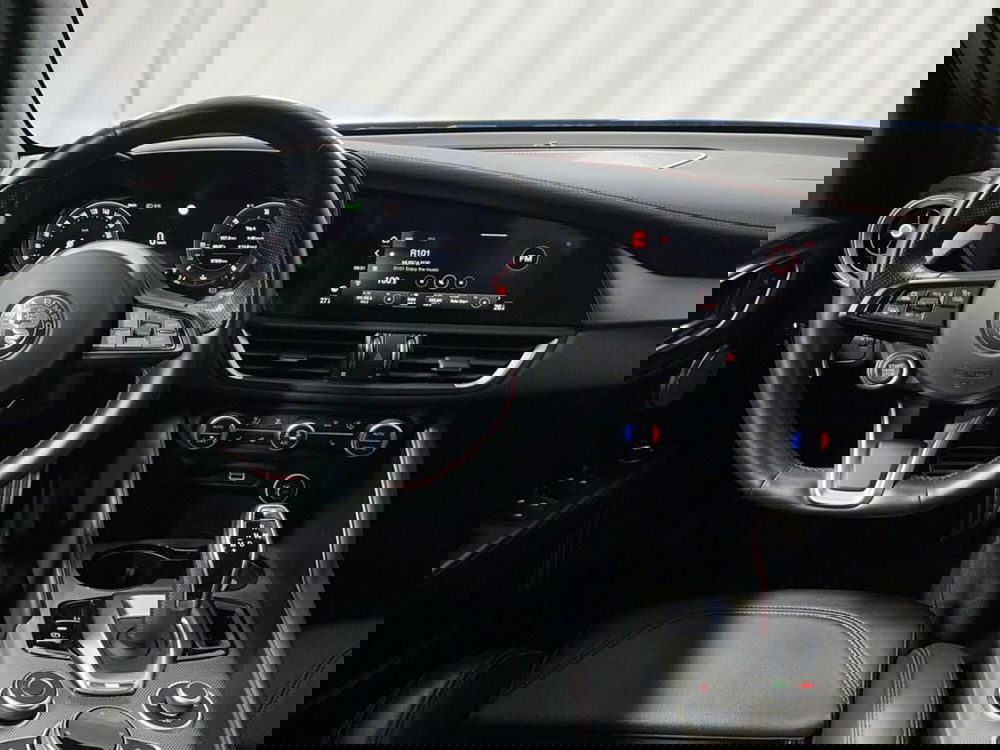 Alfa Romeo Giulia usata a Sondrio (13)