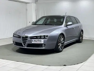 Alfa Romeo 159 SportWagon 3.2 JTS V6 24V Sportwagon TI del 2010 usata a Montagna in Valtellina