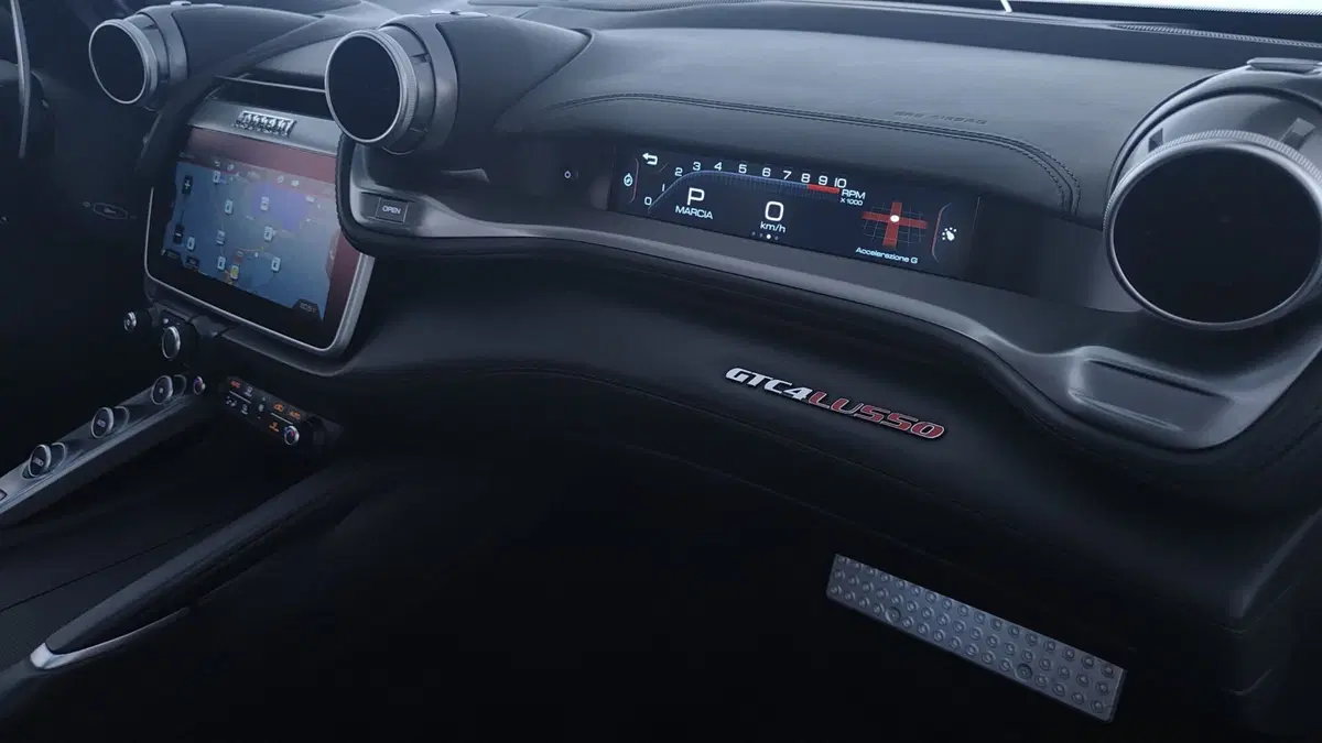 Ferrari GTC4Lusso Coupé usata a Perugia (18)