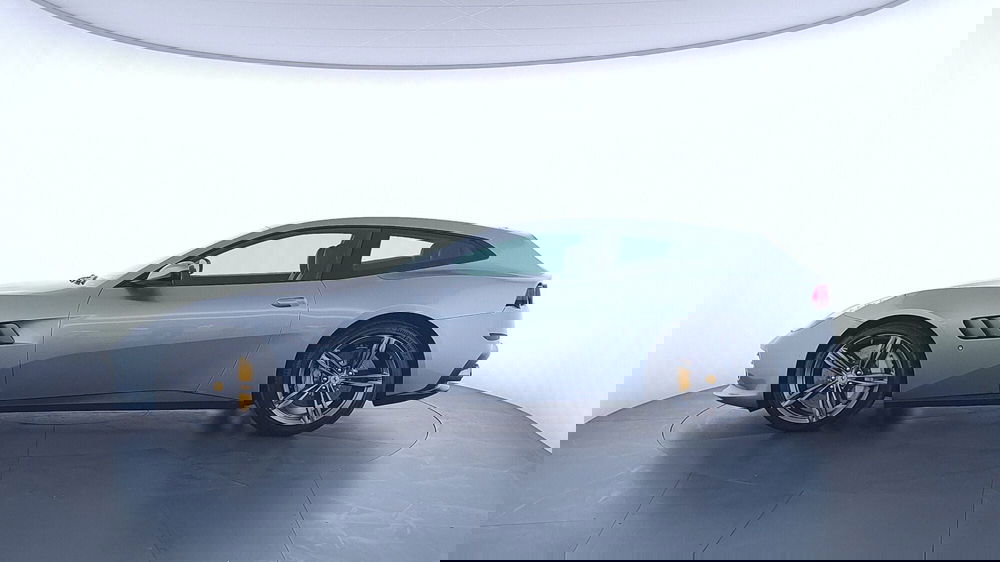 Ferrari GTC4Lusso Coupé usata a Perugia (8)