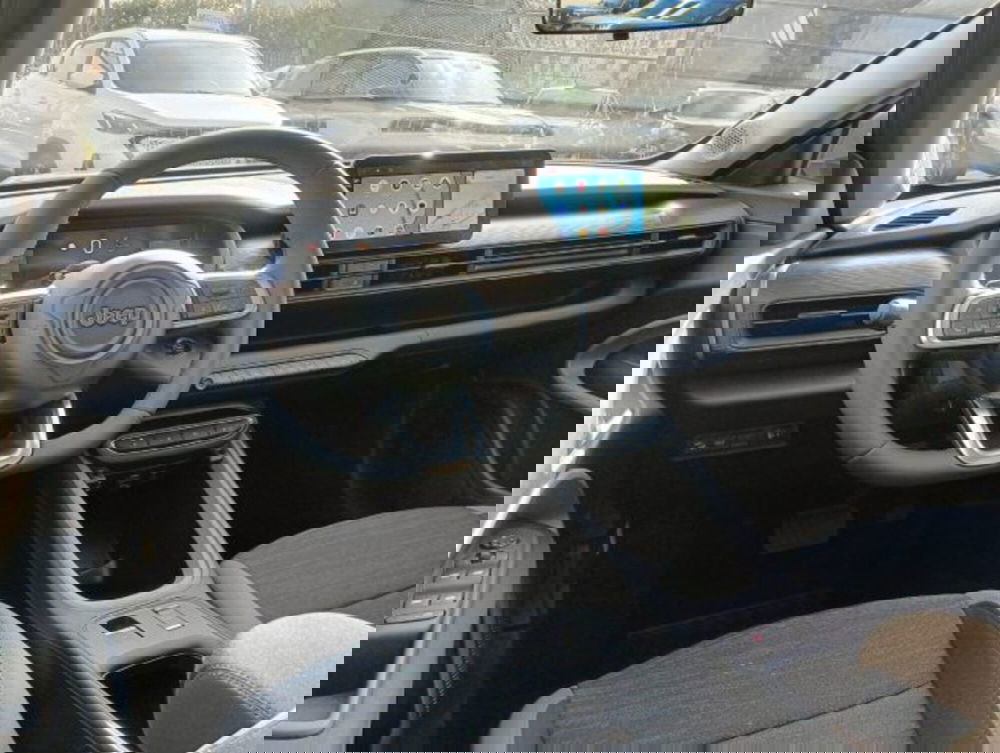 Jeep Avenger nuova a Brescia (6)