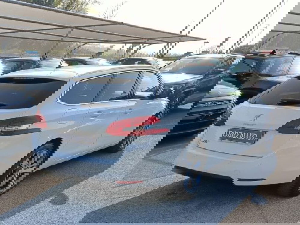 Peugeot 308 SW usata a Brescia (5)