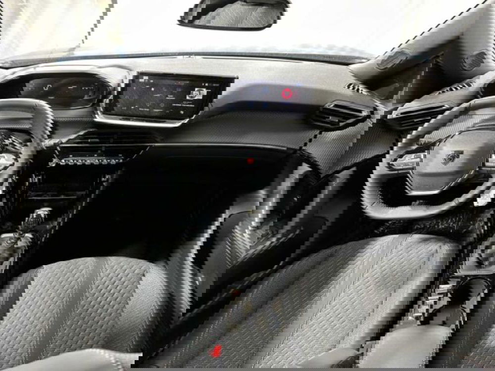 Peugeot 2008 nuova a Sondrio (12)