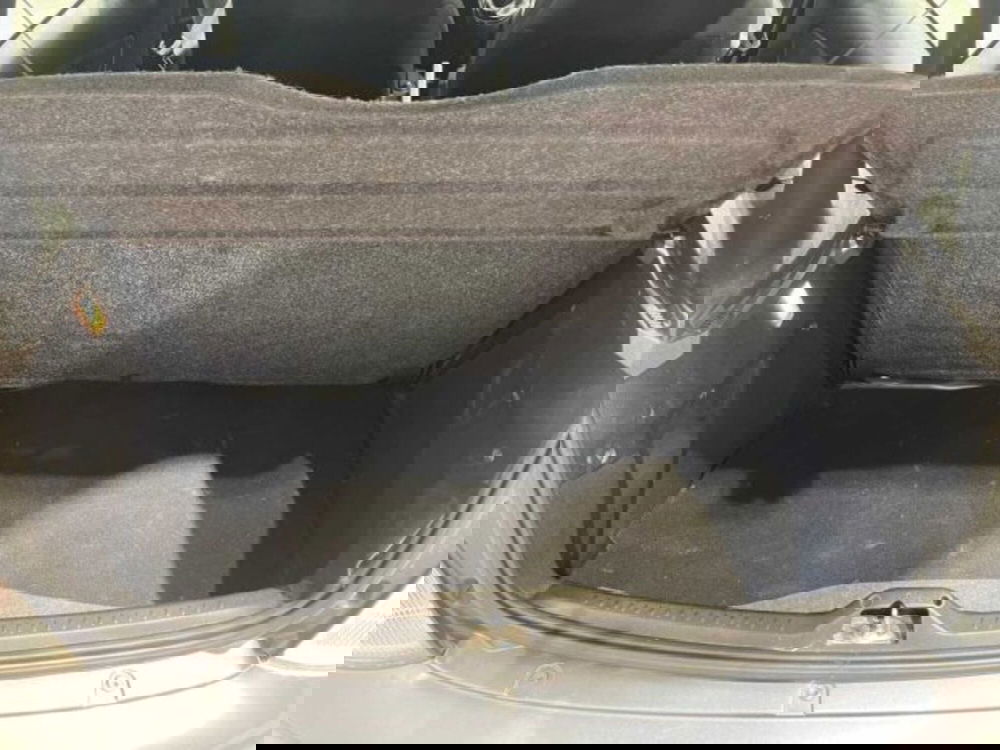 Lancia Ypsilon usata a Sondrio (15)