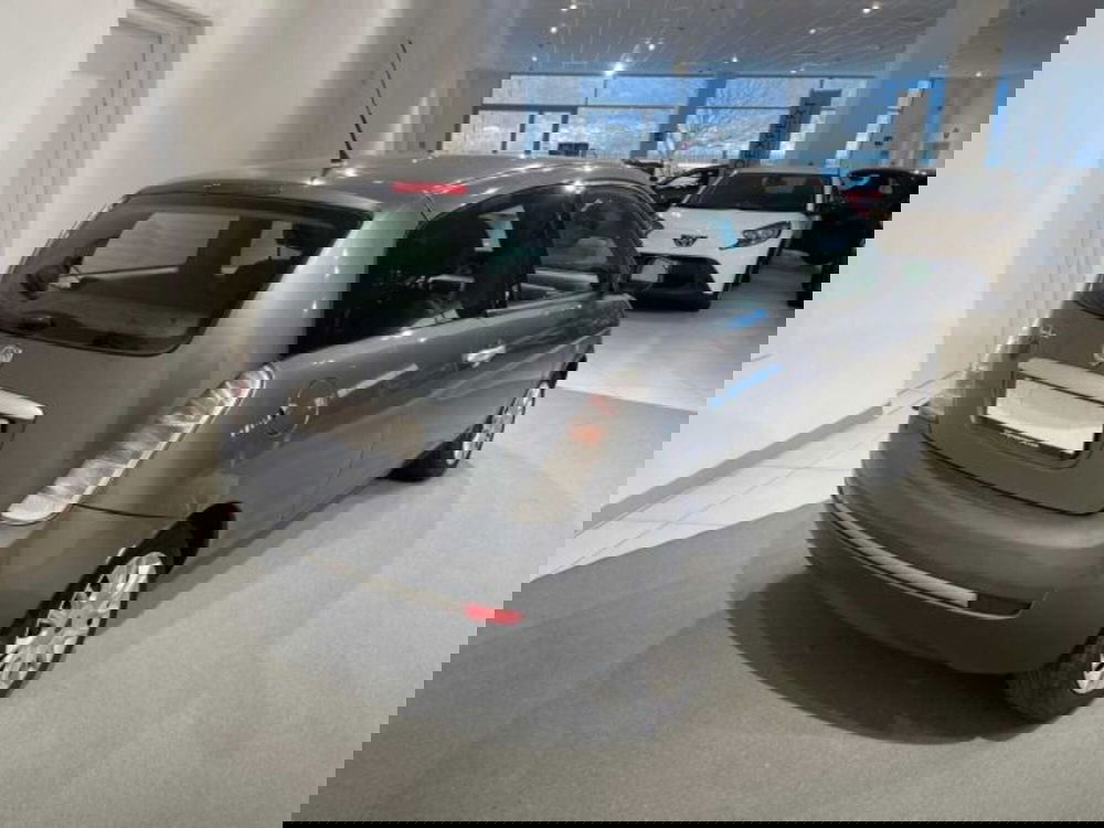 Lancia Ypsilon usata a Sondrio (5)