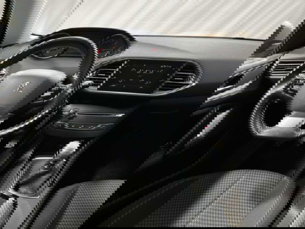 Peugeot 308 usata a Sondrio (13)