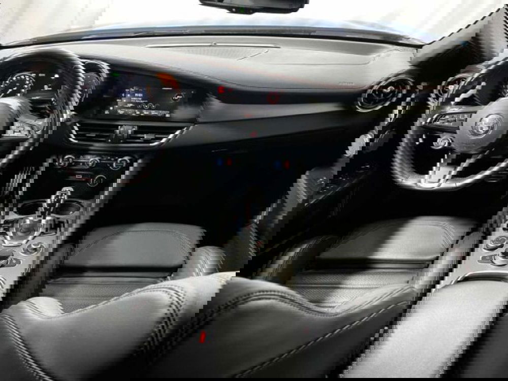 Alfa Romeo Giulia usata a Sondrio (12)