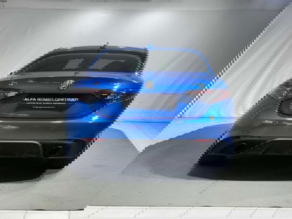 Alfa Romeo Giulia usata a Sondrio (4)