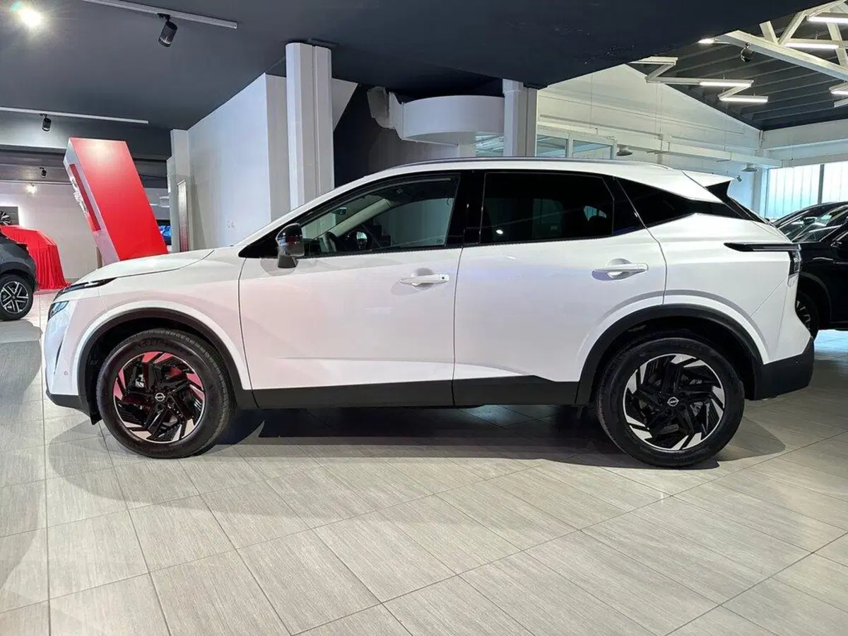 Nissan Qashqai nuova a Sondrio (7)