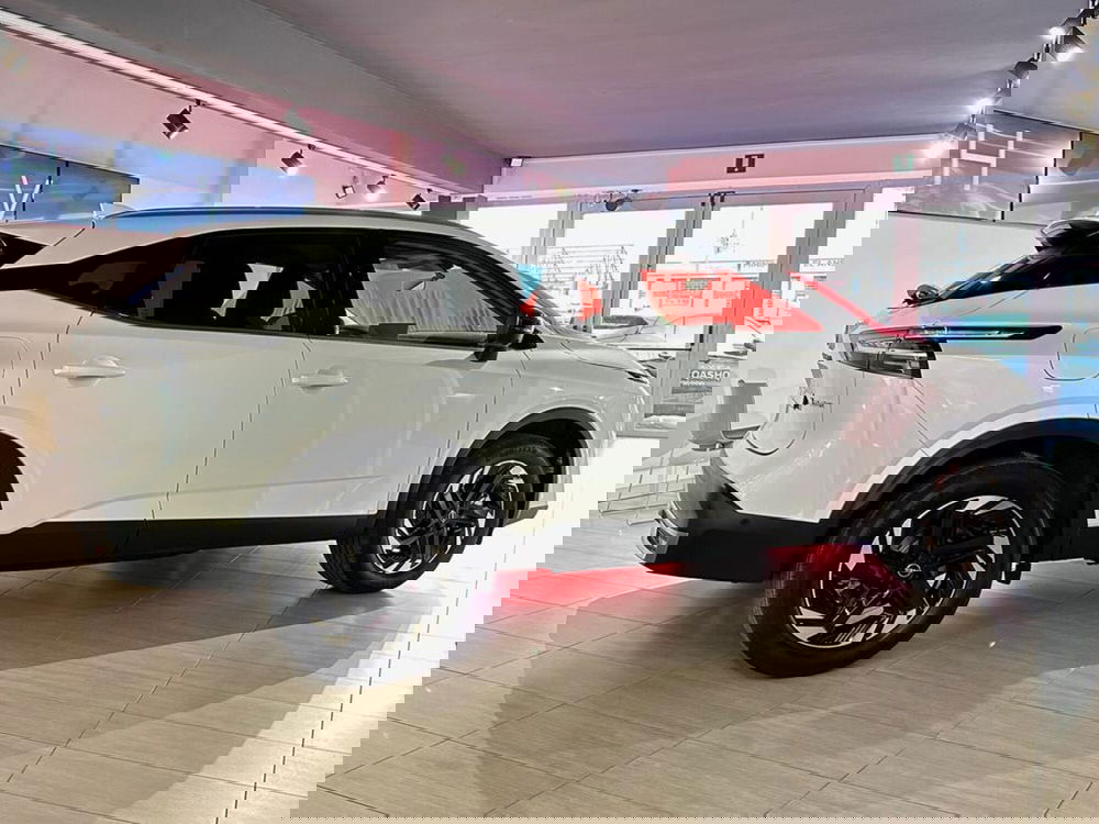 Nissan Qashqai nuova a Sondrio (8)