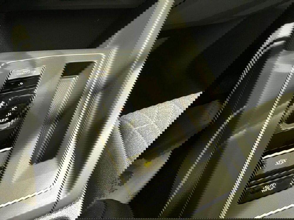 Volkswagen Golf nuova a Ravenna (15)