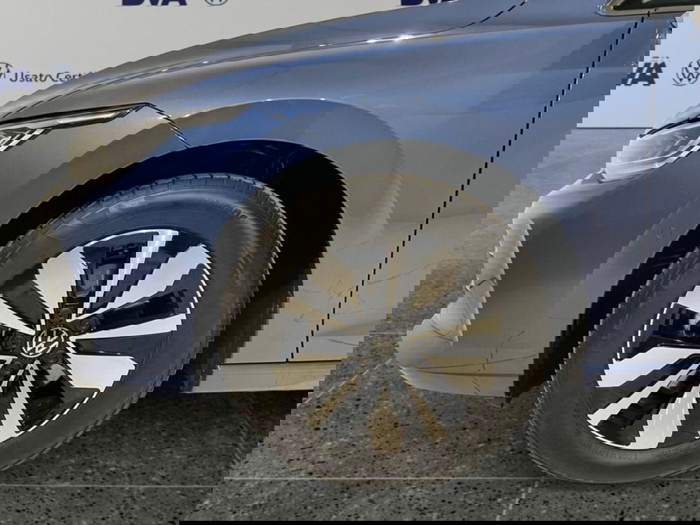 Volkswagen Golf nuova a Ravenna (6)