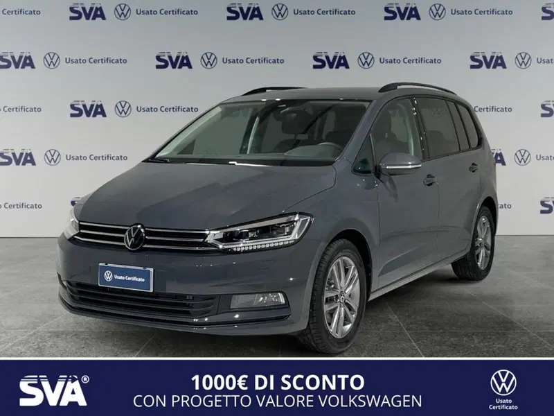 Volkswagen Touran nuova a Ravenna