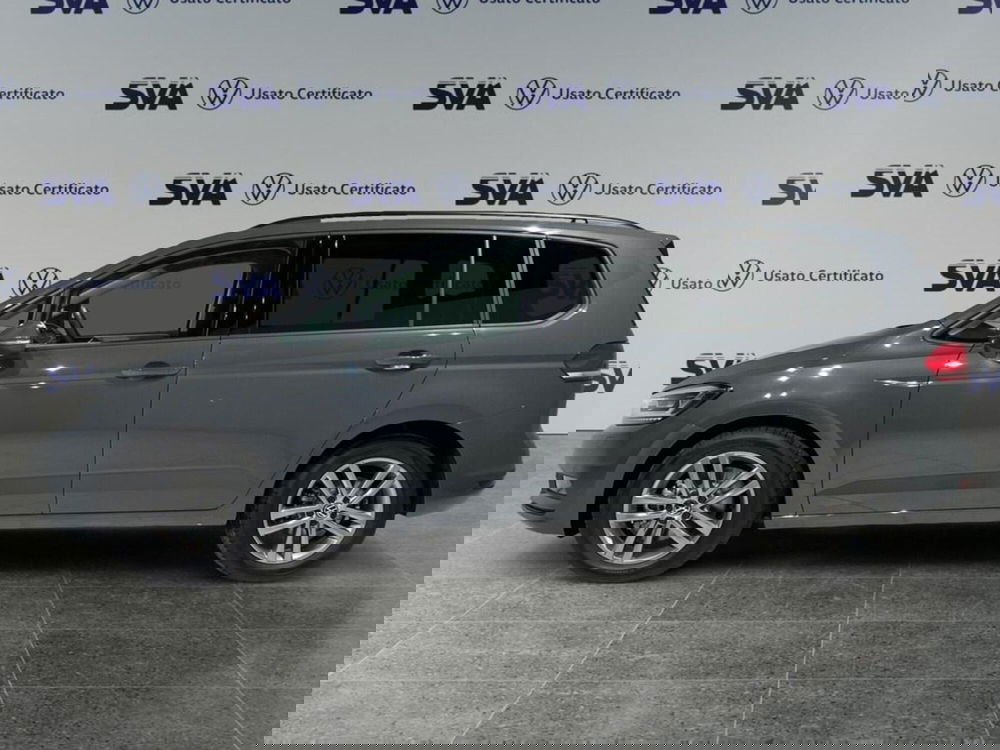 Volkswagen Touran nuova a Ravenna (3)