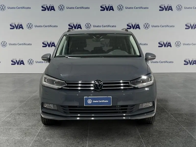Volkswagen Touran nuova a Ravenna (4)