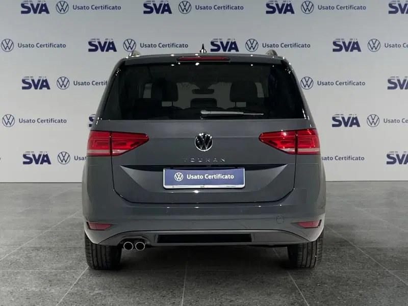 Volkswagen Touran nuova a Ravenna (5)