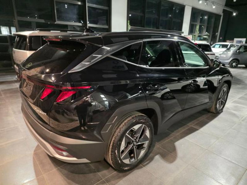 Hyundai Tucson nuova a Pesaro-Urbino (3)