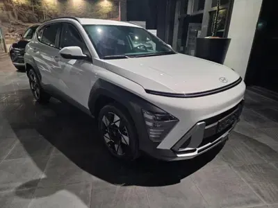 Hyundai Kona HEV 1.6 DCT Exellence nuova a Pesaro