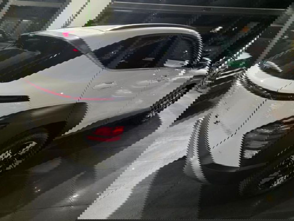 Hyundai Kona nuova a Pesaro-Urbino (2)