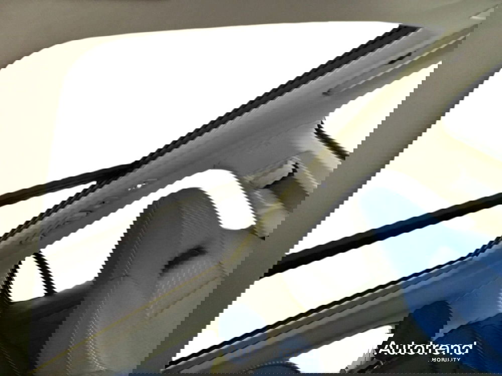 Lynk & Co 01 usata a Bari (7)