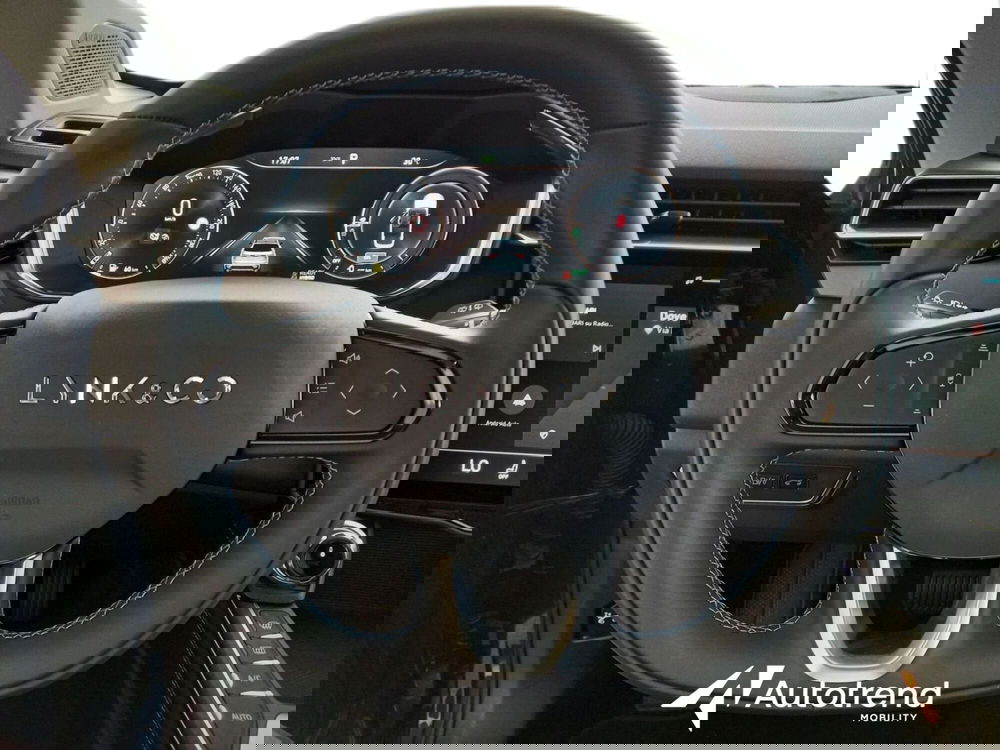 Lynk & Co 01 usata a Bari (9)