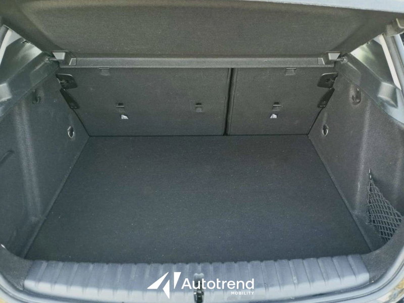 BMW Serie 1 5p. usata a Bari (8)