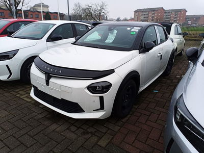 Lancia Ypsilon 54kWh LX 156cv nuova a Alessandria