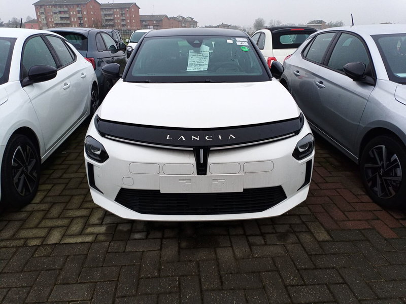 Lancia Ypsilon nuova a Alessandria (2)