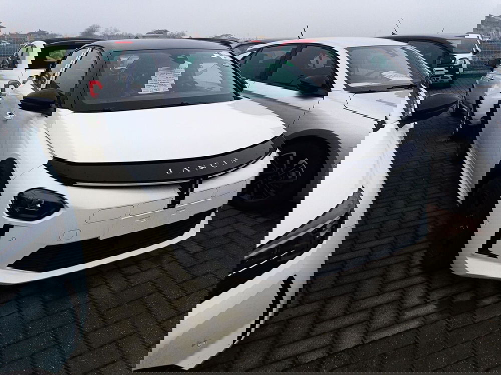 Lancia Ypsilon nuova a Alessandria (3)