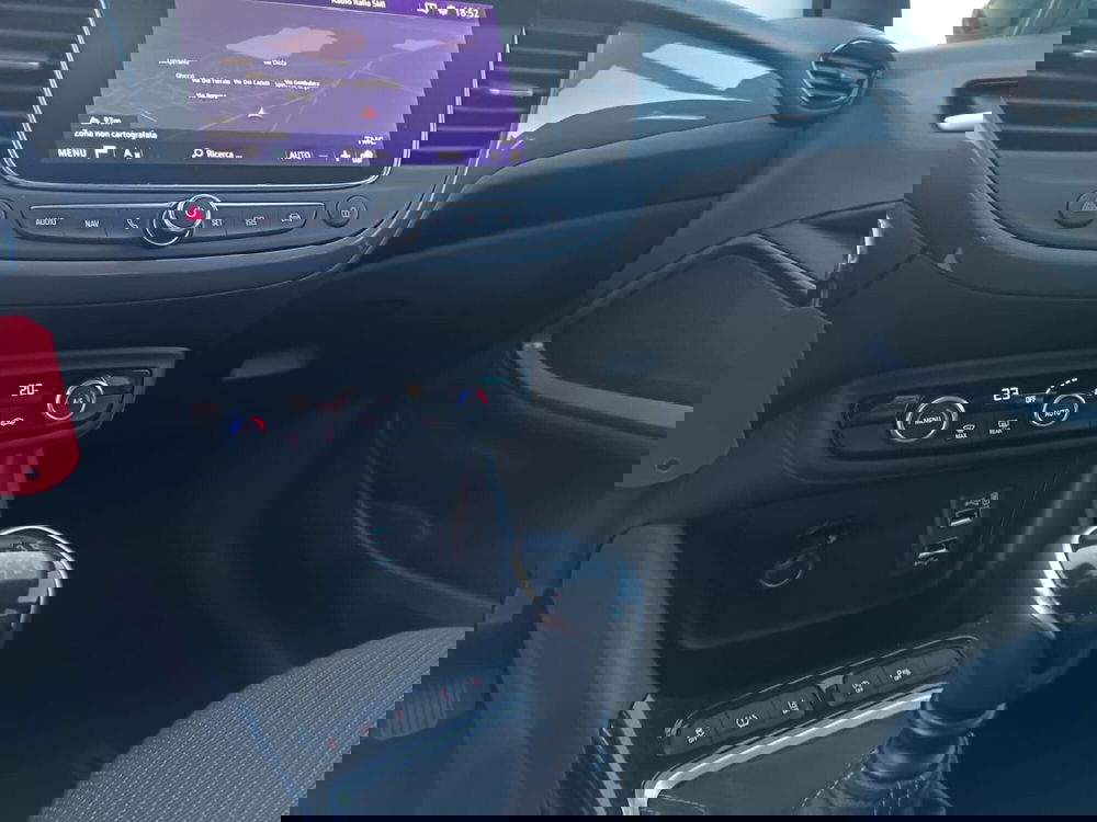 Opel Crossland usata a Alessandria (18)