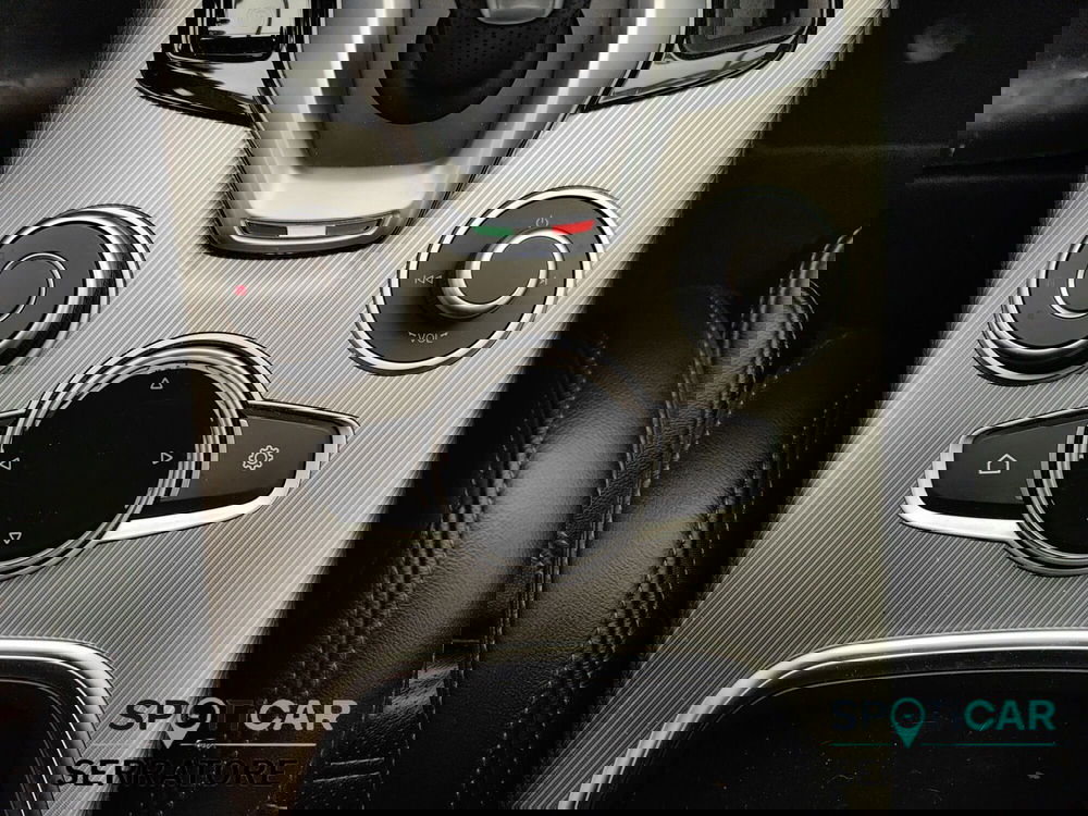 Alfa Romeo Stelvio usata a Como (17)