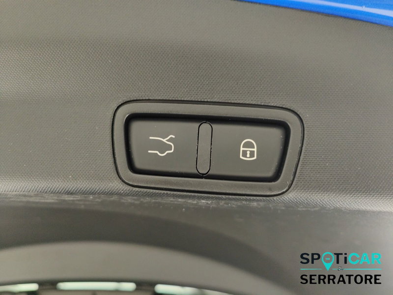 Alfa Romeo Stelvio usata a Como (18)