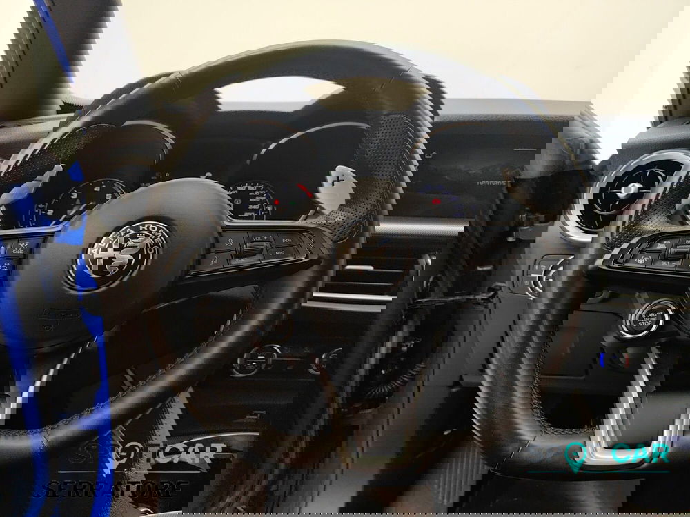 Alfa Romeo Stelvio usata a Como (19)