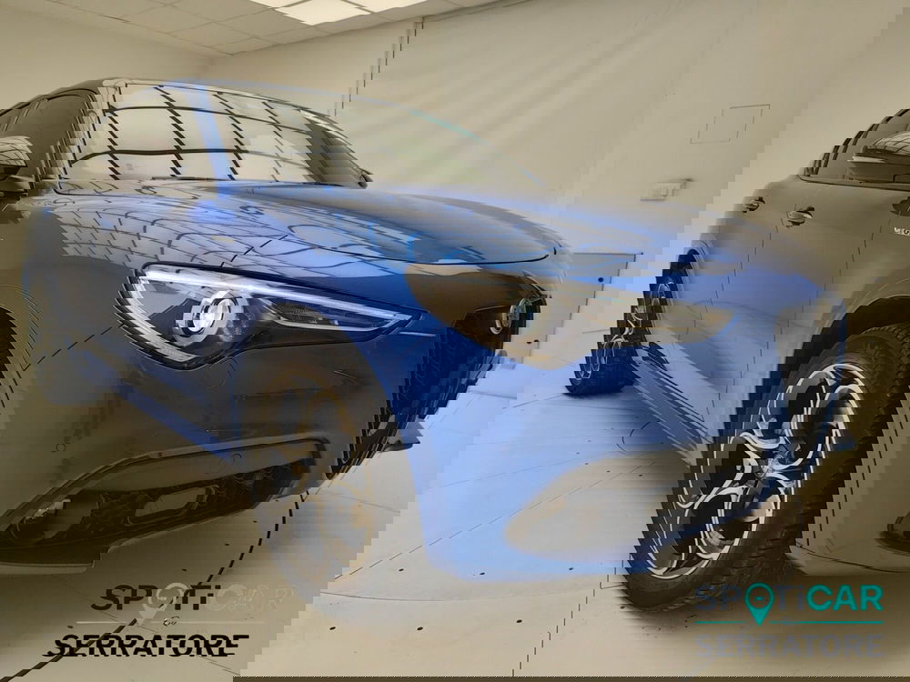 Alfa Romeo Stelvio usata a Como (3)