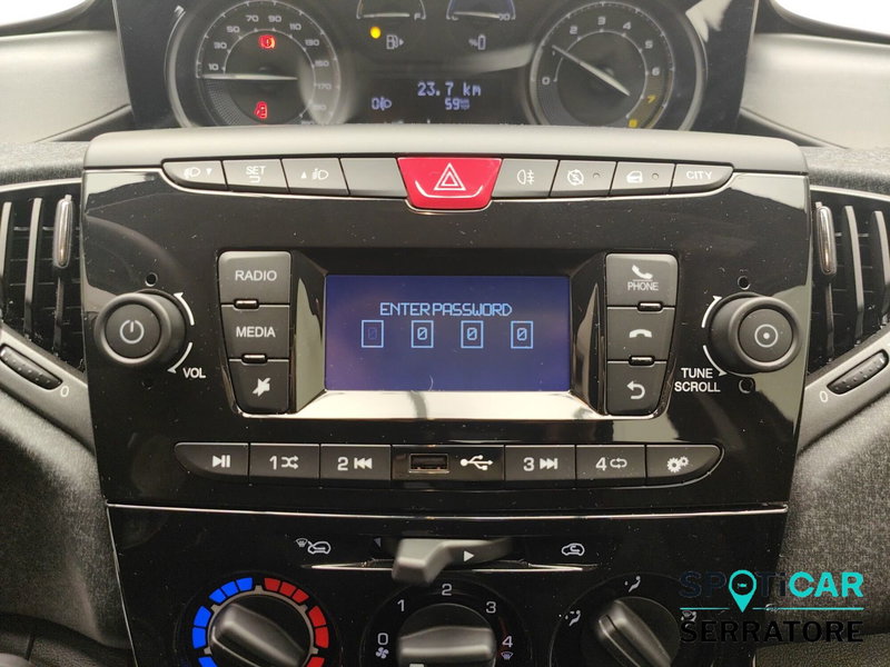 Lancia Ypsilon nuova a Como (10)