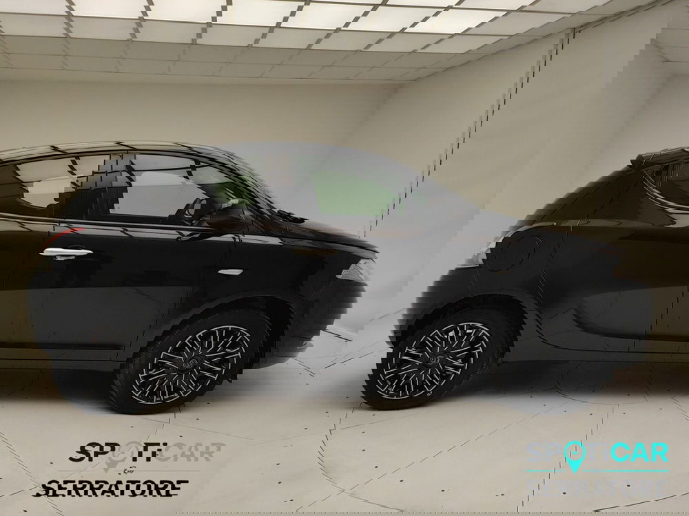 Lancia Ypsilon nuova a Como (18)