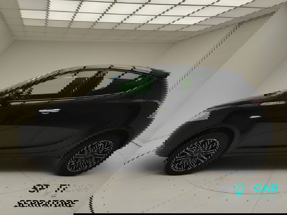 Lancia Ypsilon nuova a Como (19)