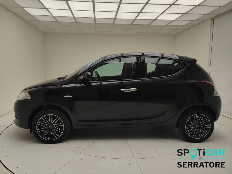 Lancia Ypsilon nuova a Como (19)