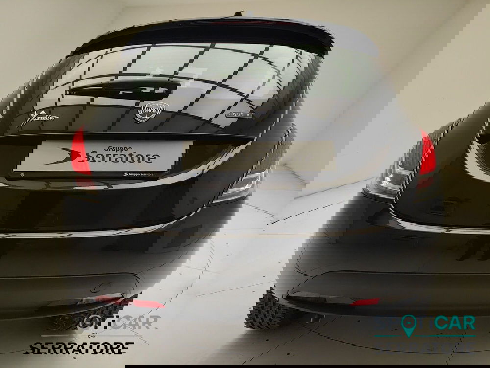 Lancia Ypsilon nuova a Como (5)