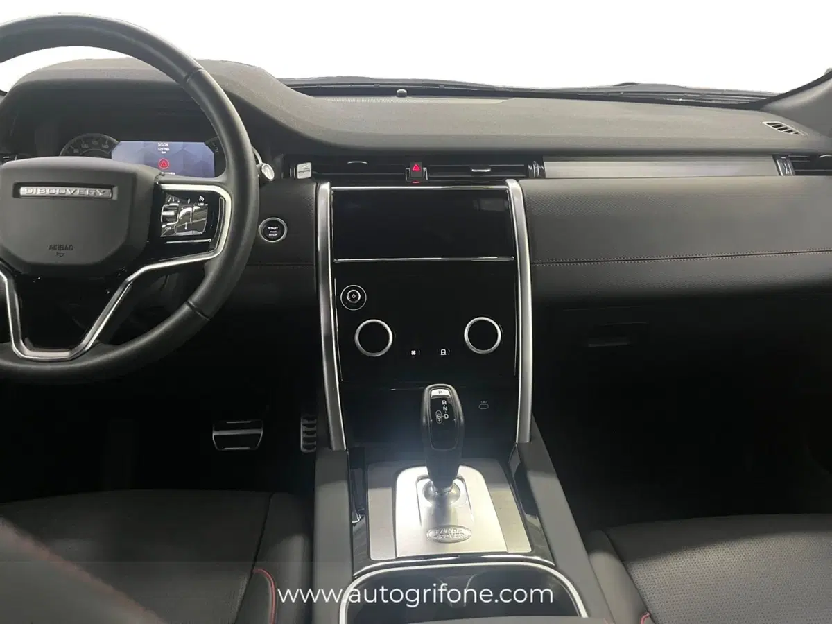 Land Rover Discovery Sport usata a Modena (11)