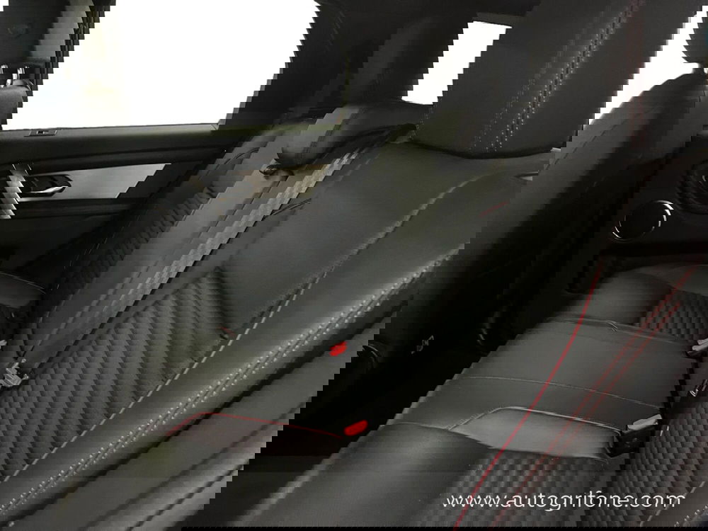 Land Rover Discovery Sport usata a Modena (13)