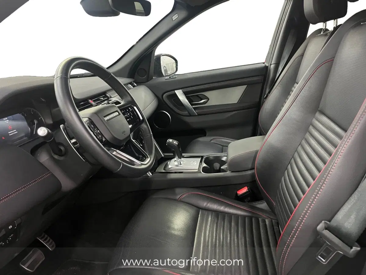 Land Rover Discovery Sport usata a Modena (9)
