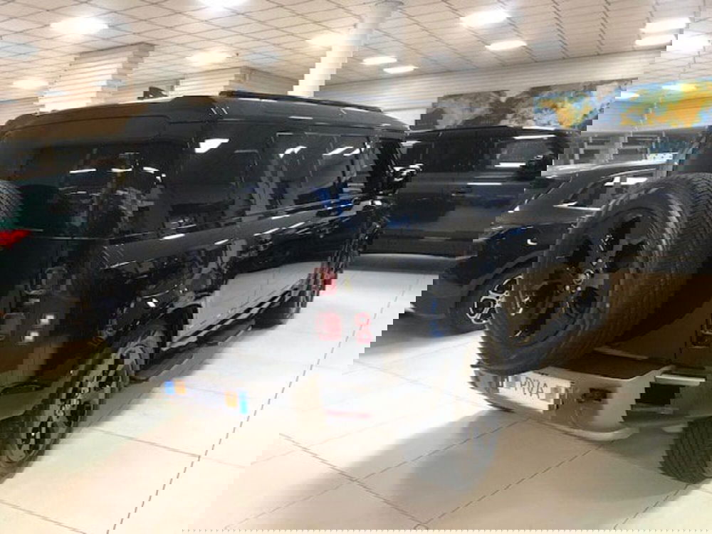 Land Rover Defender usata a Milano (6)