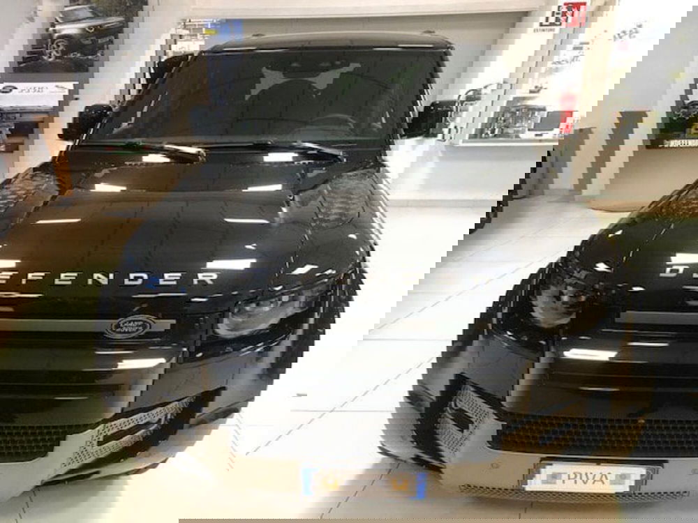 Land Rover Defender usata a Milano (7)